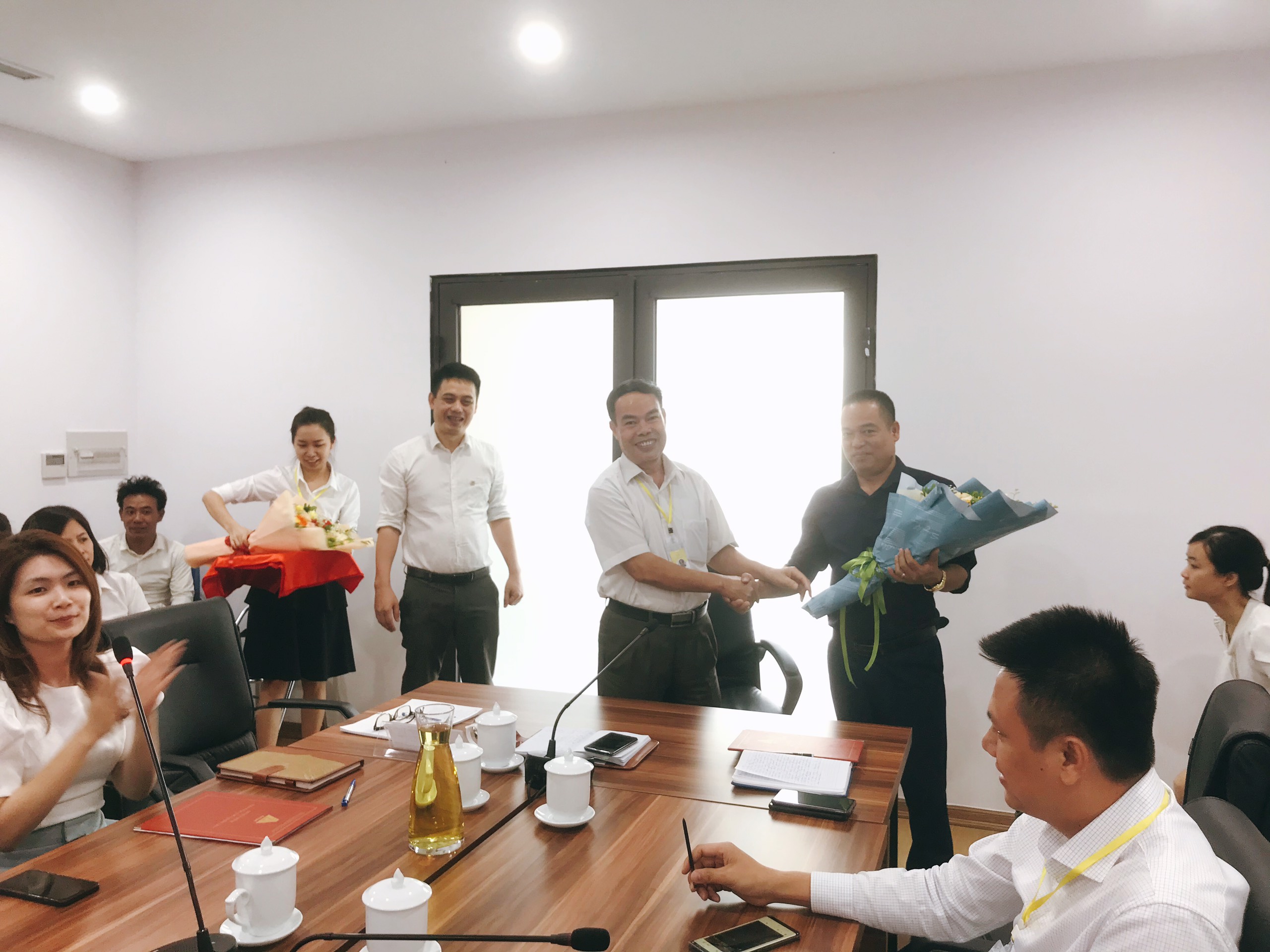 Lễ công bố và trao quyết định bổ nhiệm vị trí Phó Tổng Giám đốc và Phó phòng Quản lý thiết kế Công ty CPĐT An Lạc