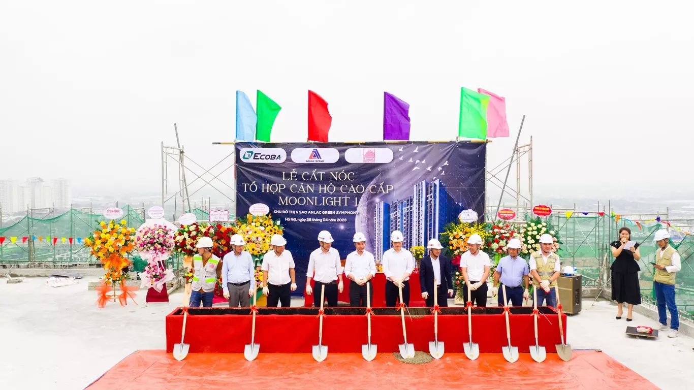 Tổ hợp căn hộ cao cấp Moonlight 1 chính thức cất nóc
